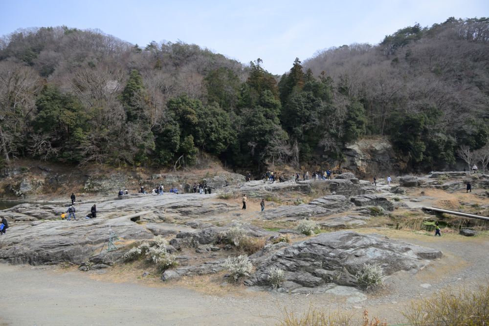 長瀞の石畳の風景(荒川沿いに広がる自然の景勝地)