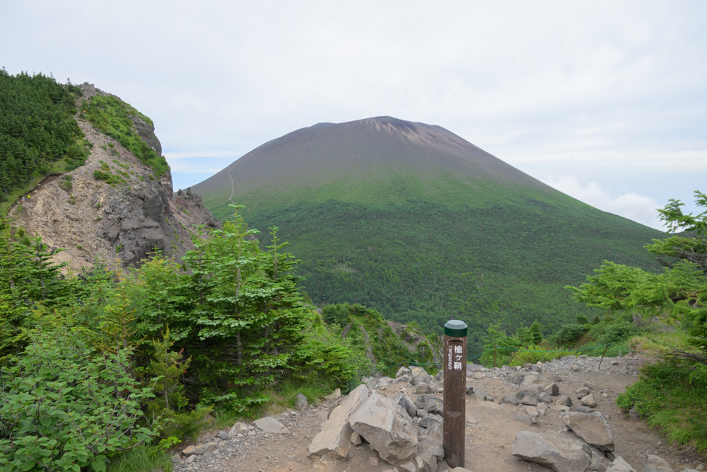 槍ヶ鞘から望む雄大な浅間山